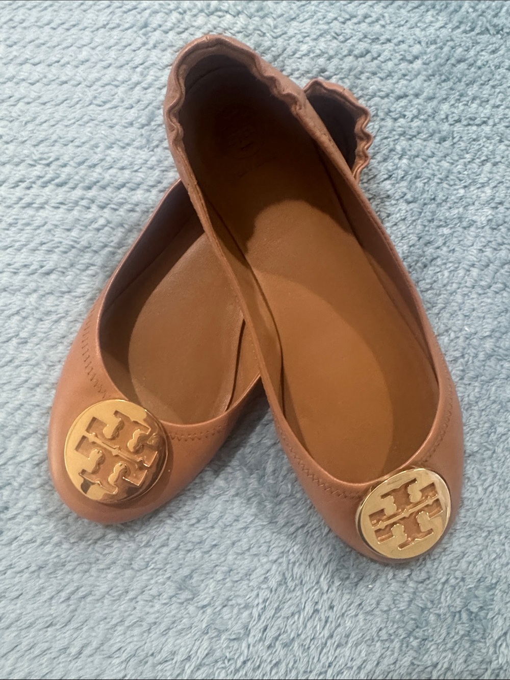 Tory Burch Cognac Leather Logo Ballet Flats with Gold Medallions Size 9.5